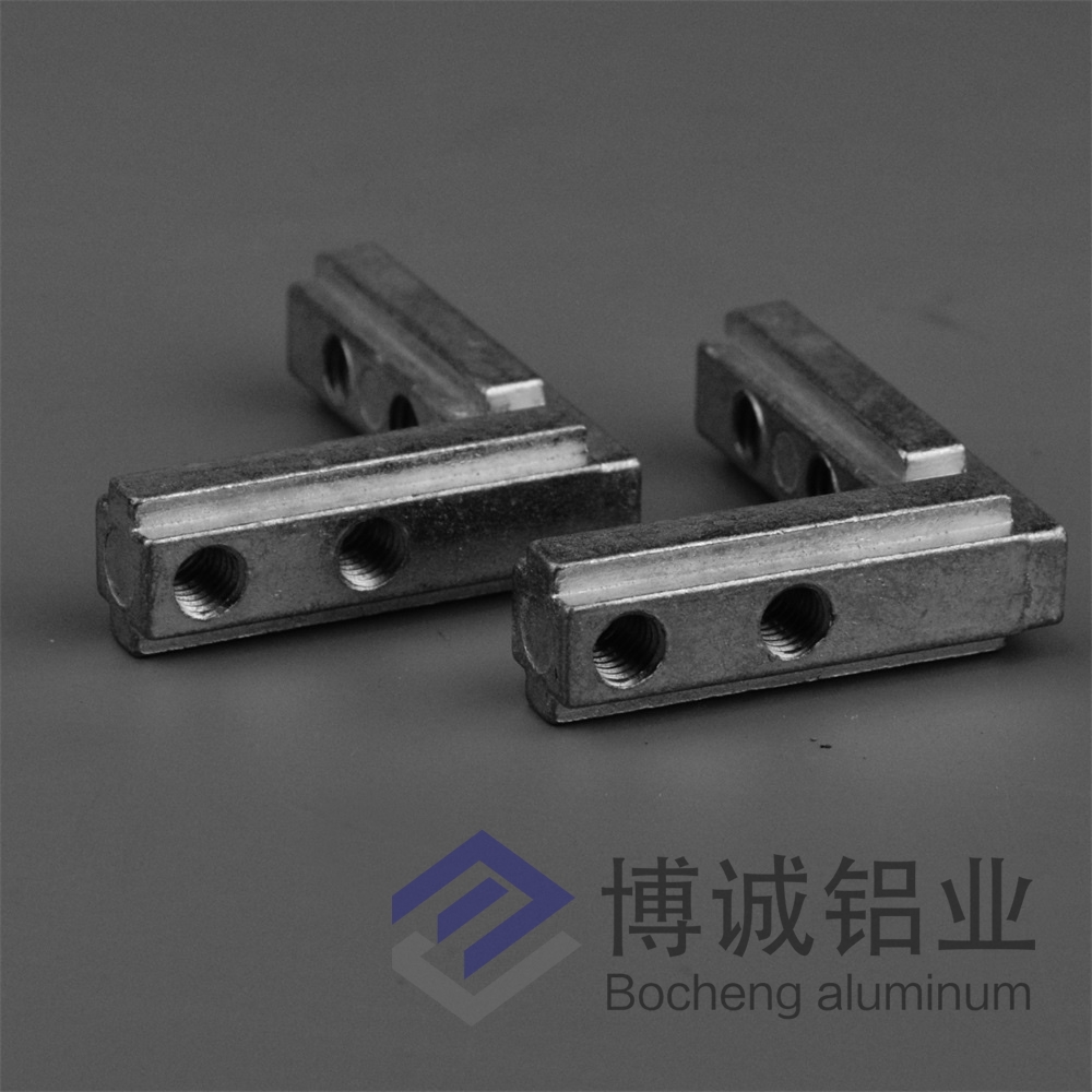 角槽連接件 (2)